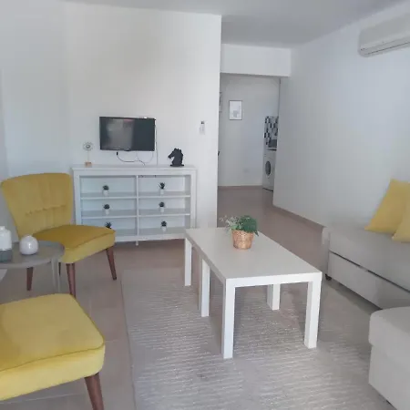 Dolphin Residences Coleus 3 Apartment *