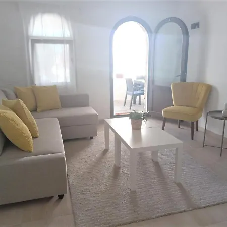 Διαμέρισμα Dolphin Residences Coleus 3