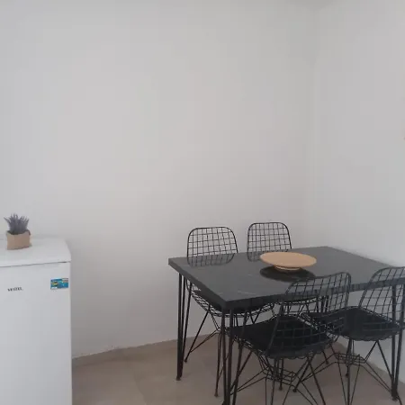 Διαμέρισμα Dolphin Residences Coleus 3 *